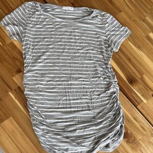 Smallshow Striped Gray & White Short Sleeve Maternity Tee